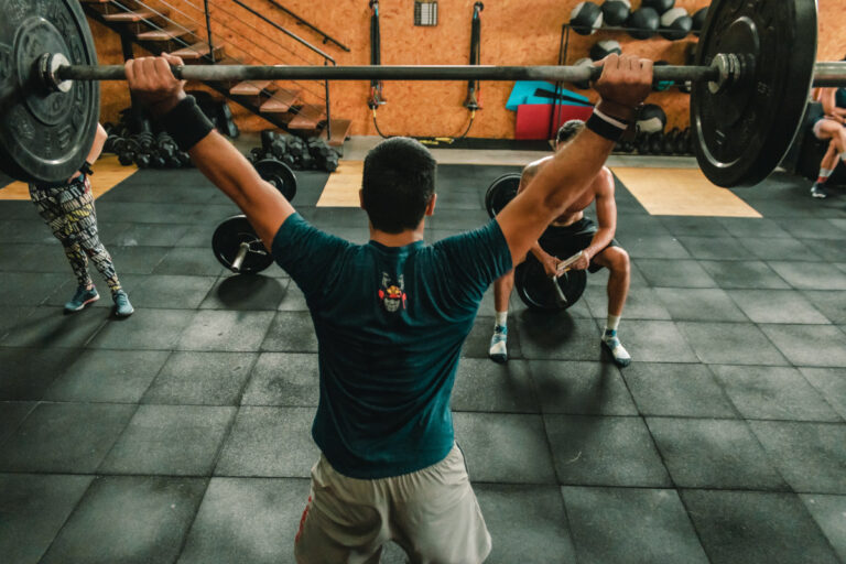 ¿Cuáles son los beneficios de los gimnasios?